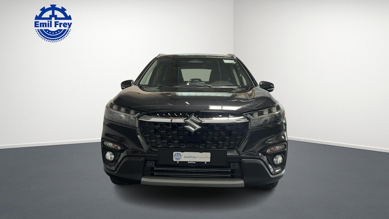 Vehicle image SUZUKI S-CROSS