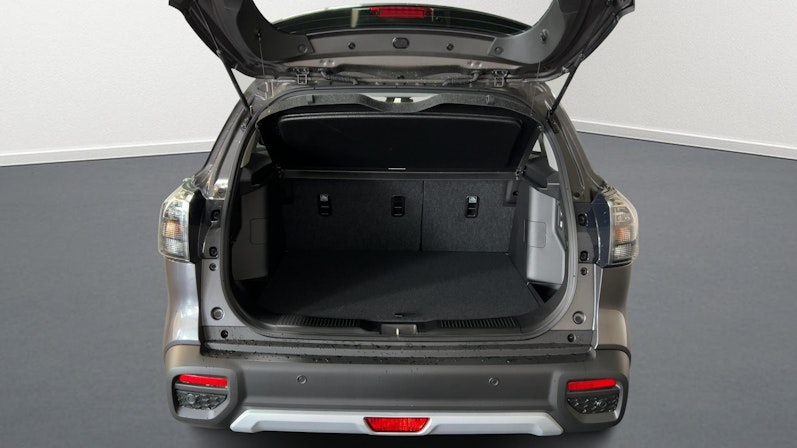 Vehicle image SUZUKI S-CROSS