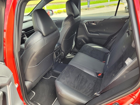 Vehicle image 9 Vehicle image 9