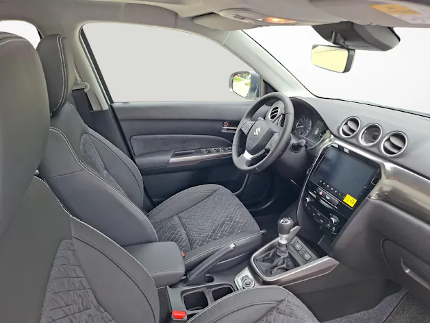 Suzuki Vitara 1.4 T Compact Top Hybrid 4x4 / 1.99% Leasing