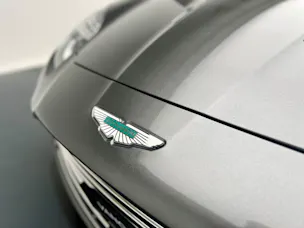 Aston Martin Vanquish 5.2 V12 Bi-Turbo