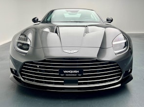 Vehicle image ASTON MARTIN Vanquish 5.2 V12 Bi-Turbo