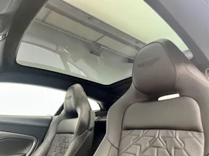 Aston Martin Vanquish 5.2 V12 Bi-Turbo