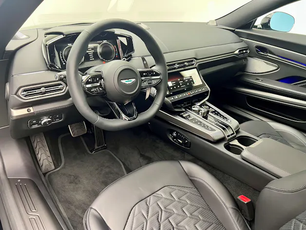 Aston Martin Vanquish 5.2 V12 Bi-Turbo