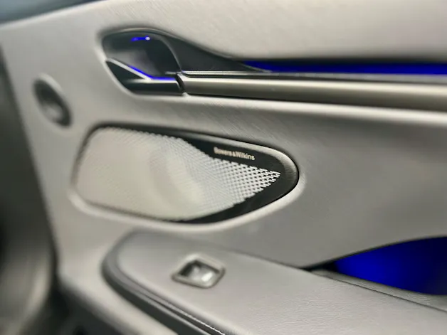 Aston Martin Vanquish 5.2 V12 Bi-Turbo