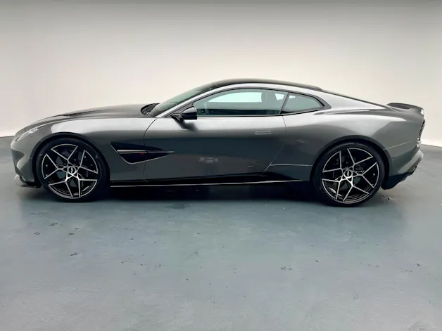 Aston Martin Vanquish 5.2 V12 Bi-Turbo