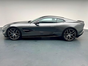 Vehicle image ASTON MARTIN Vanquish 5.2 V12 Bi-Turbo