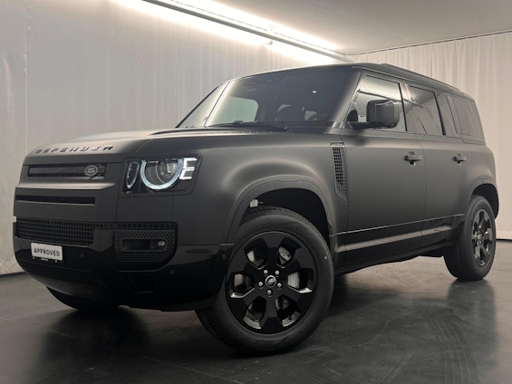 First vehicle image