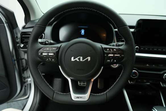 KIA Stonic 1.0 T-GDi GT-Line 3