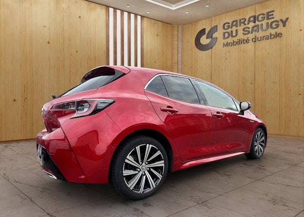 Vehicle image 5 Vehicle image 5