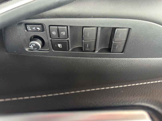 Vehicle image 11 Vehicle image 11