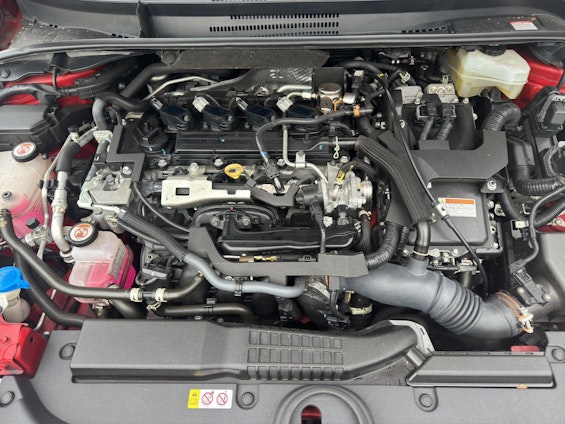 Vehicle image 16 Vehicle image 16