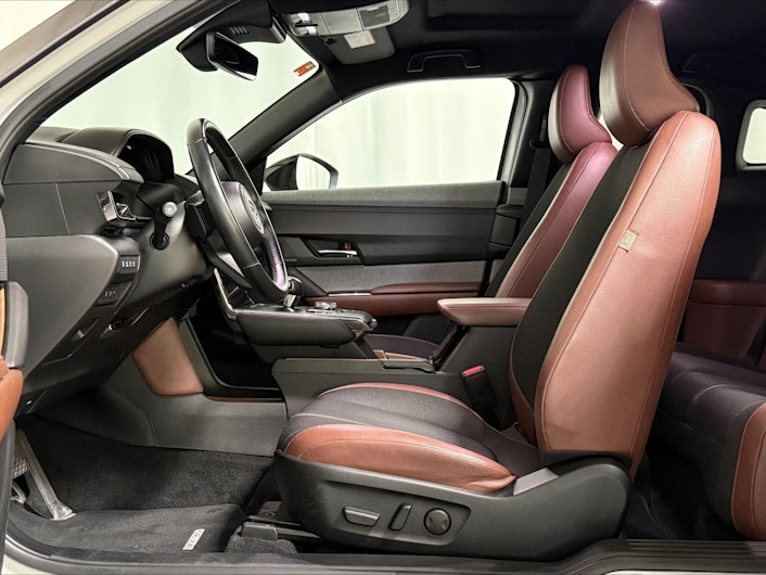 Vehicle image MAZDA MX-30