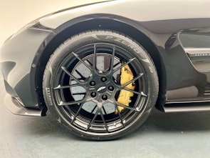 Vehicle image ASTON MARTIN Vanquish Volante 5.2 V12 Bi-Turbo