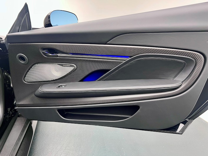 Vehicle image ASTON MARTIN V12 Vanquish