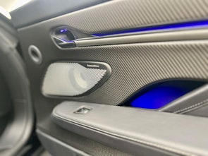 Vehicle image ASTON MARTIN Vanquish Volante 5.2 V12 Bi-Turbo