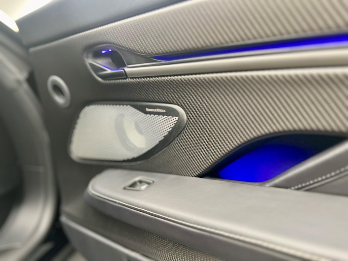 Vehicle image ASTON MARTIN V12 Vanquish