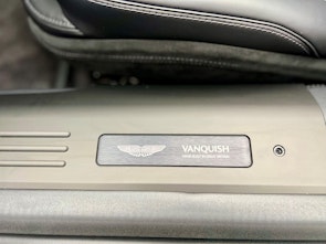 Vehicle image ASTON MARTIN Vanquish Volante 5.2 V12 Bi-Turbo