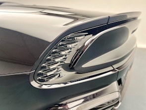 Vehicle image ASTON MARTIN Vanquish Volante 5.2 V12 Bi-Turbo