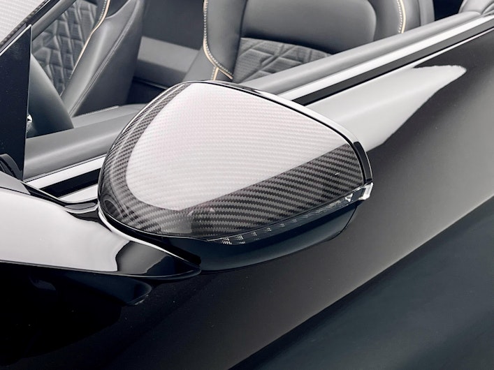 Vehicle image ASTON MARTIN V12 Vanquish