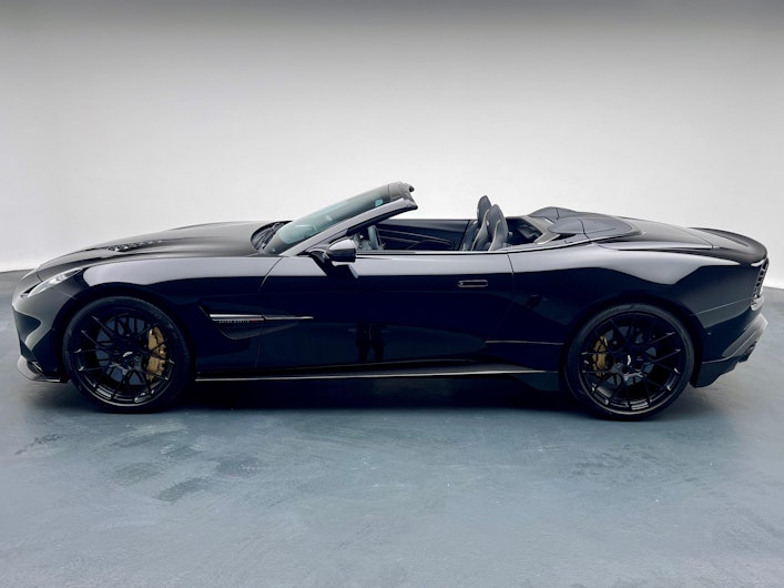 Vehicle image ASTON MARTIN V12 Vanquish