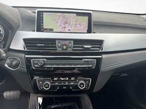 Fahrzeugbild BMW X2 18d xDrive