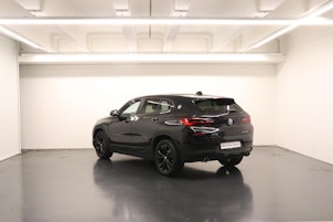 Vehicle image BMW X2 18d xDrive