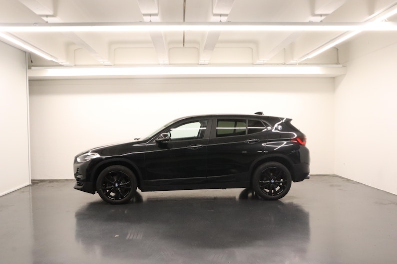 Vehicle image BMW X2