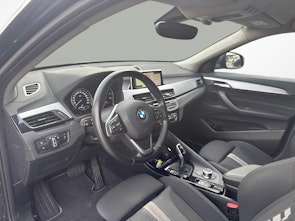 Fahrzeugbild BMW X2 18d xDrive
