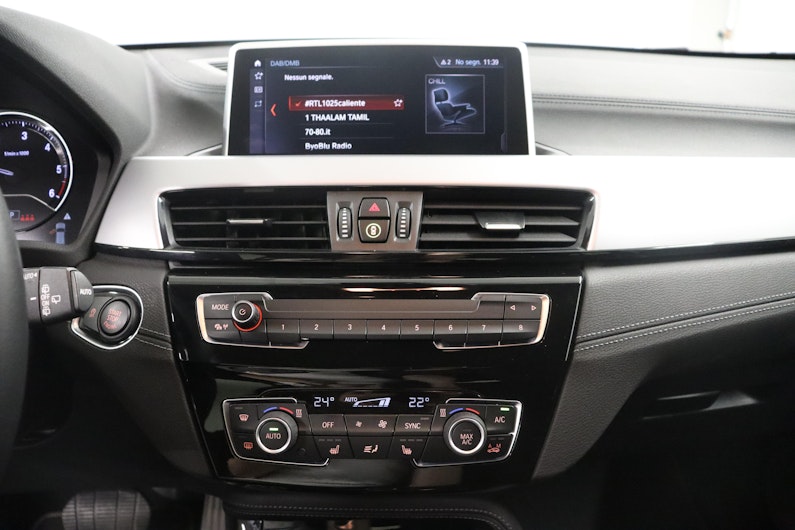 Vehicle image BMW X2