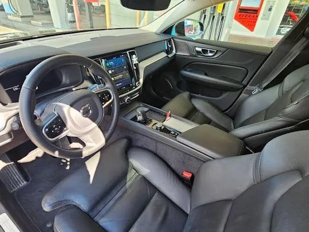 Volvo S60 2.0 B5 MH Ultimate Dark AWD