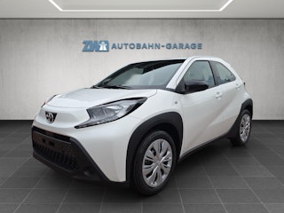 Vehicle image TOYOTA AYGO X 0