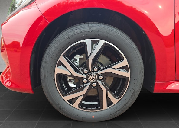 Vehicle image 14 Vehicle image 14