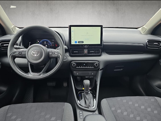Vehicle image 10