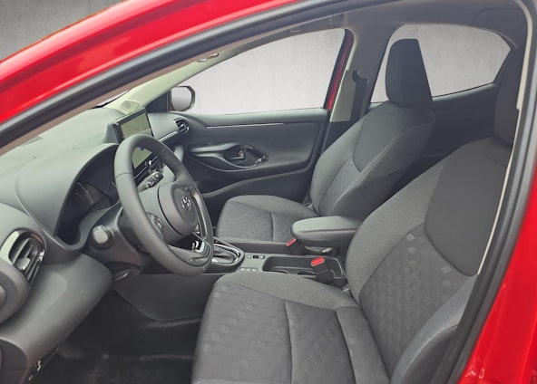 Vehicle image 8 Vehicle image 8