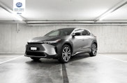 First vehicle image