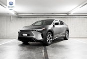 First vehicle image