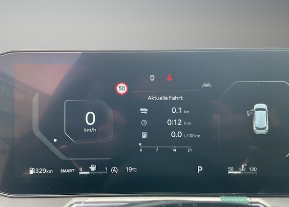 Vehicle image 5 Vehicle image 5