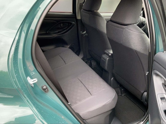 Vehicle image 14