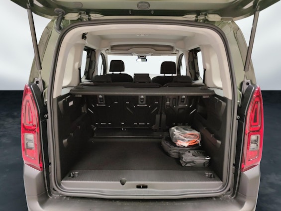 Vehicle image 7 Vehicle image 7