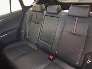https://vehicle.imgix.net/3894975/08d91169-279c-41c8-a918-d848cb39dc83.jpg