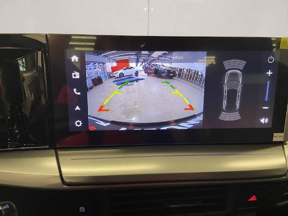 Vehicle image 7 Vehicle image 7