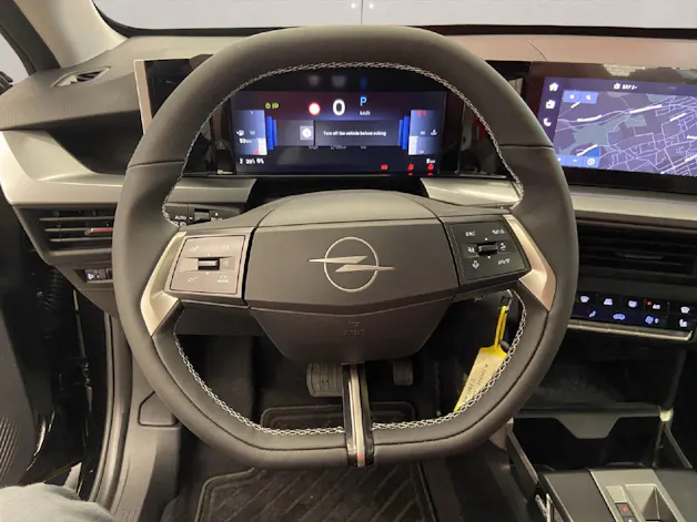 Opel Frontera 1.2 T HEV 145 GS