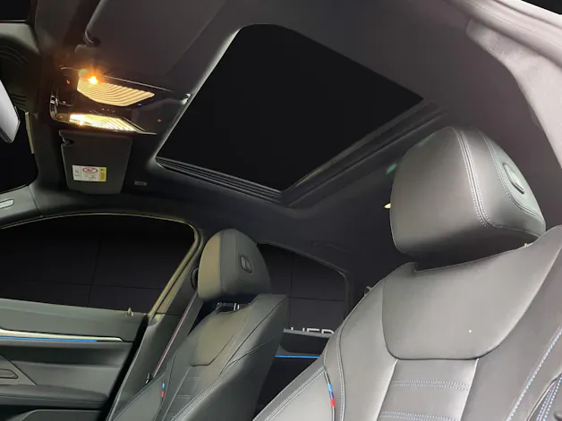 BMW i4 M50