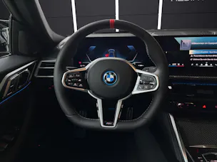 BMW i4 M50