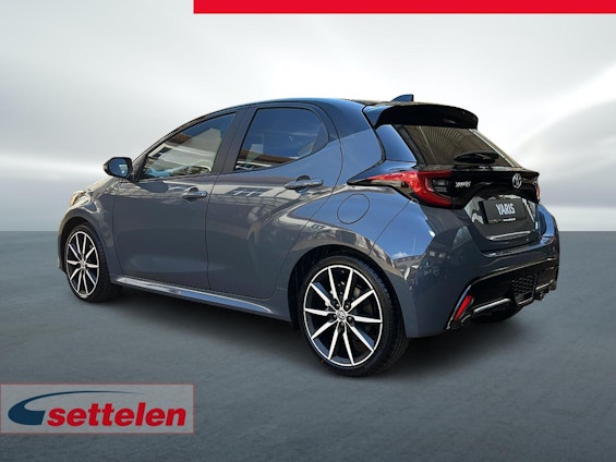 Vehicle image 7 Vehicle image 7