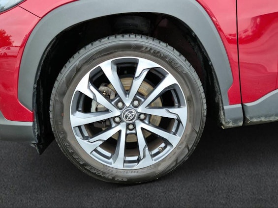 Vehicle image 12