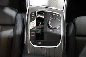 Vehicle image BMW 330d xDrive SAG Touring