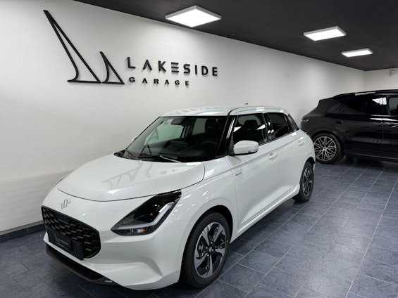 First vehicle image