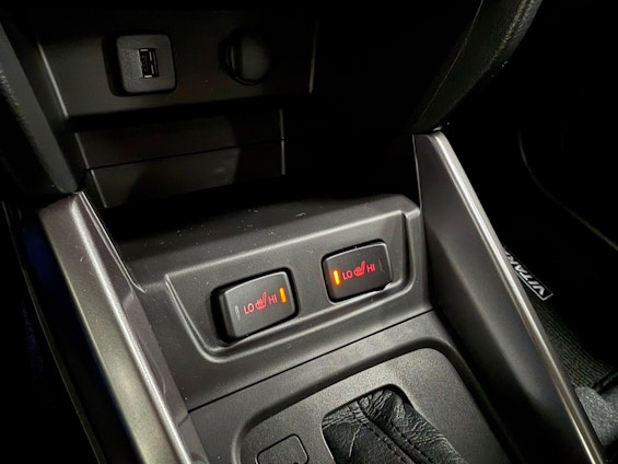 Vehicle image 18 Vehicle image 18